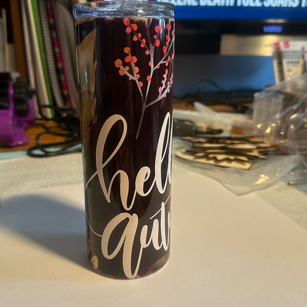 Hello Autumn 20 Oz tumbler